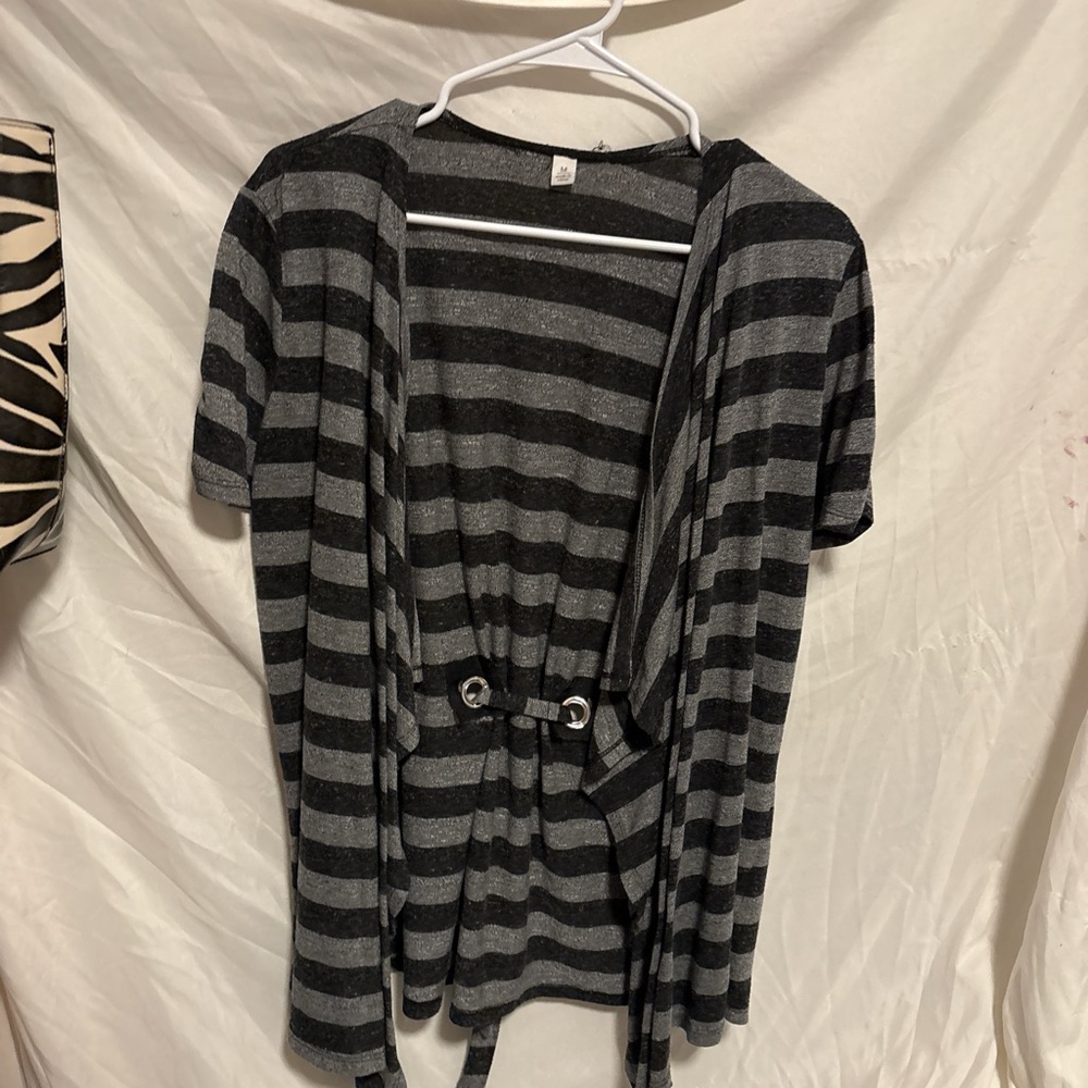 Chic Gray and Black Striped Cardigan